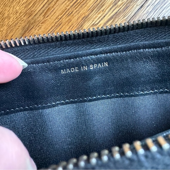 Chanel 2014 Interlocking CC Quilted Continental Zip Around Wallet - Picture 14 of 17